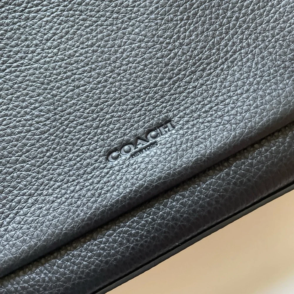 Coach Holden Crossbody Bag - Picture 4 of 9